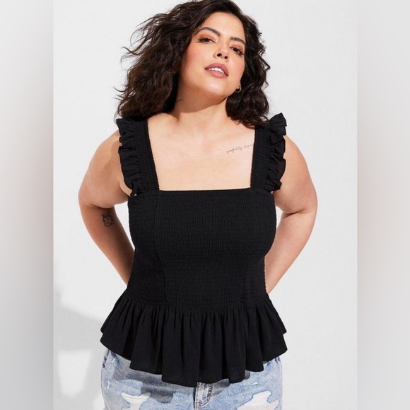 torrid Tops - Torrid Women’s Black Crinkle Gauze Smocked Tank Top Size 4X